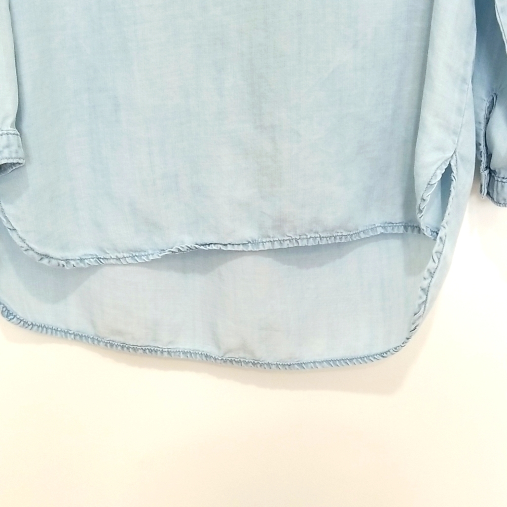 Cloth & Stone Women's Chambray Cowgirl Rodeo White Wash Denim Top - Picture 4 of 6